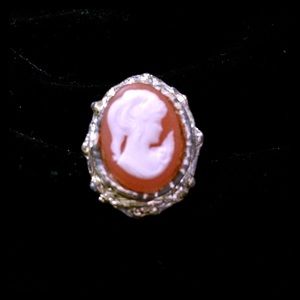 Vintage Cameo Ring